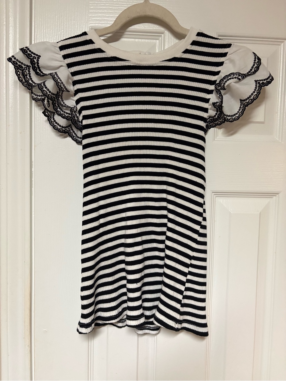 Anniewear Los Angeles Striped Ribbed Knit Top Ruffle Lace Sleeve Medium